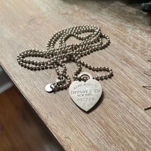 Tiffany & Co. heart pendant necklace